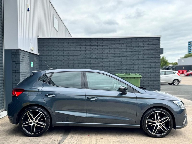 SEAT IBIZA