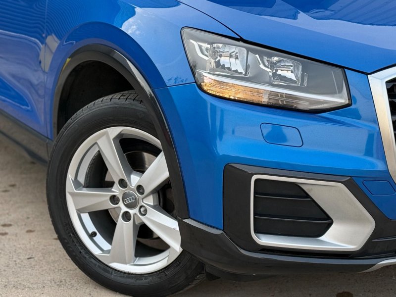 AUDI Q2