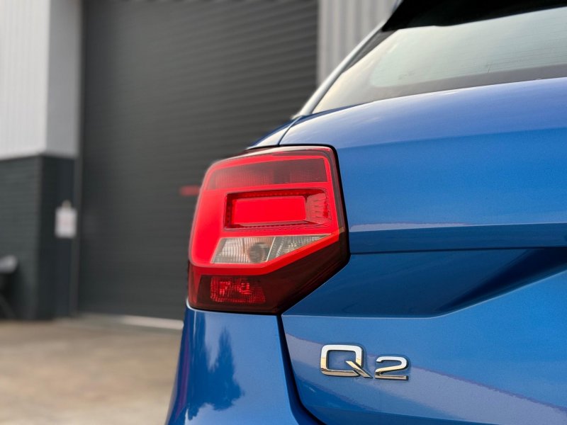 AUDI Q2