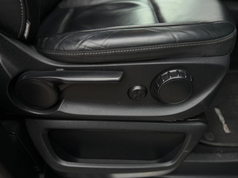 MERCEDES-BENZ V CLASS