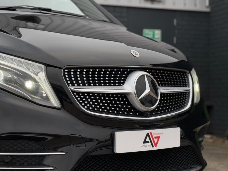 MERCEDES-BENZ V CLASS