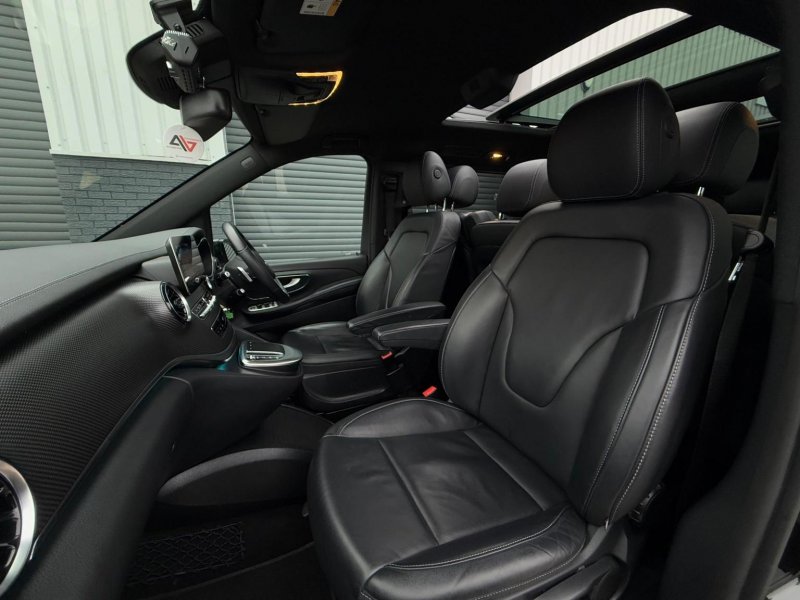 MERCEDES-BENZ V CLASS