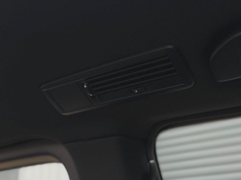 MERCEDES-BENZ V CLASS