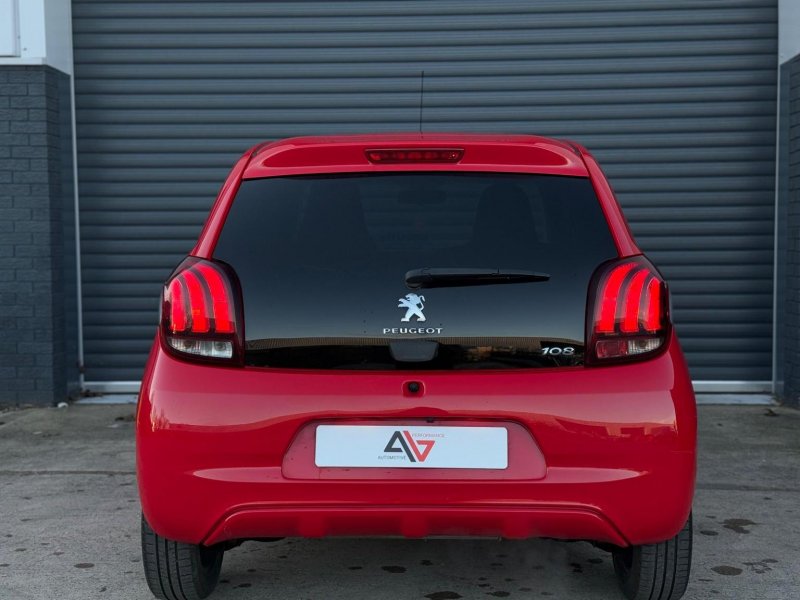 PEUGEOT 108