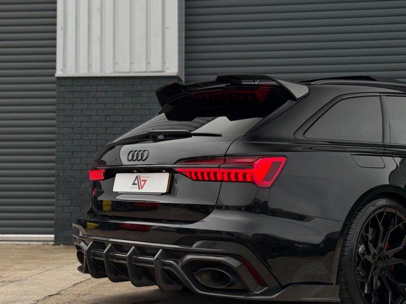 AUDI RS6