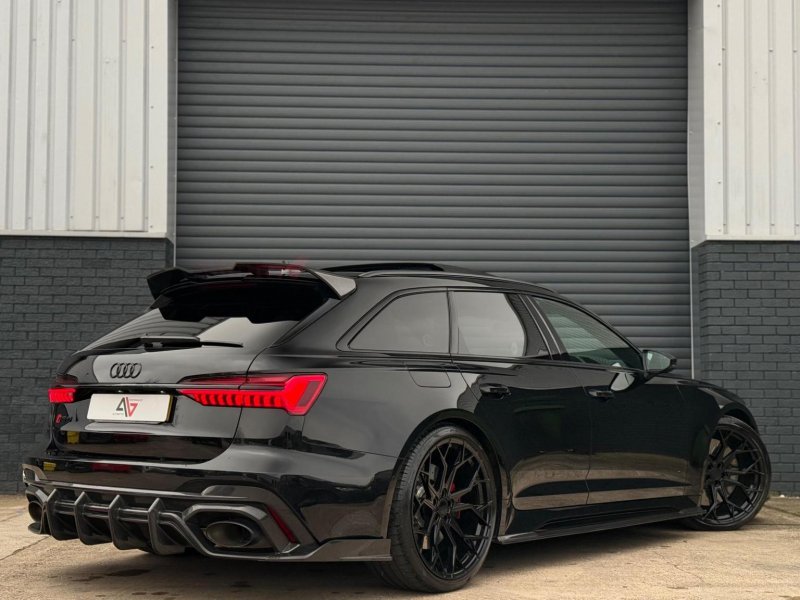 AUDI RS6