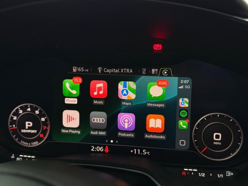 AUDI TT